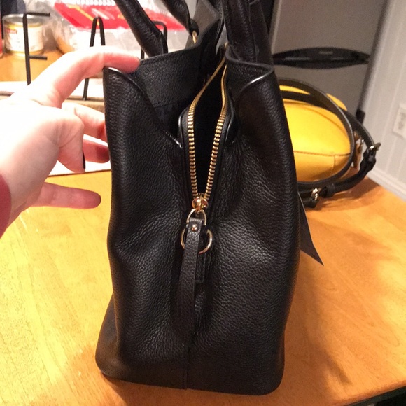 Brand new with tags Kate Spade black leather handbag with strap - Picture 3 of 13